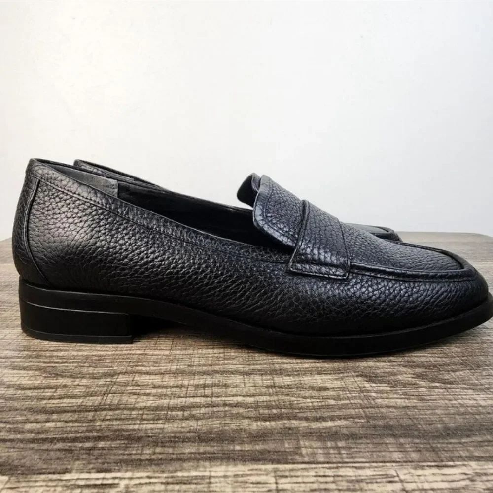 VIONIC SELLA II WOMEN'S LEATHER SQUARE TOE LOAFERS